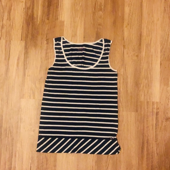 💙Vineyard Vines Striped Tank💙 - Picture 2 of 5